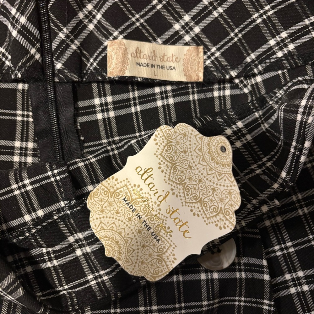NWT Altar'd State Black and White Plaid Skort L - Picture 3 of 4